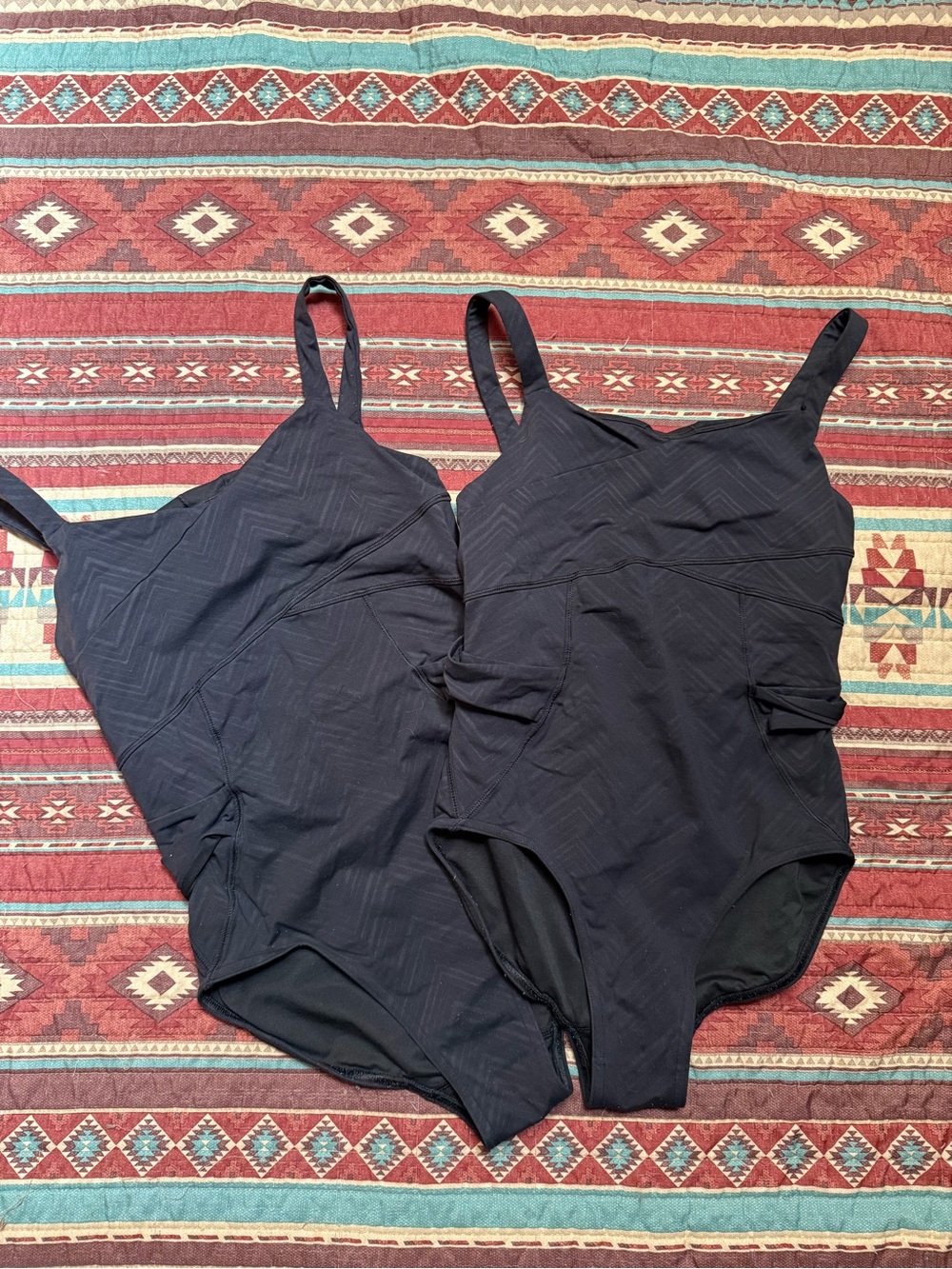 Ivivva girls Black One-Piece Swim Suit Bundle size 12